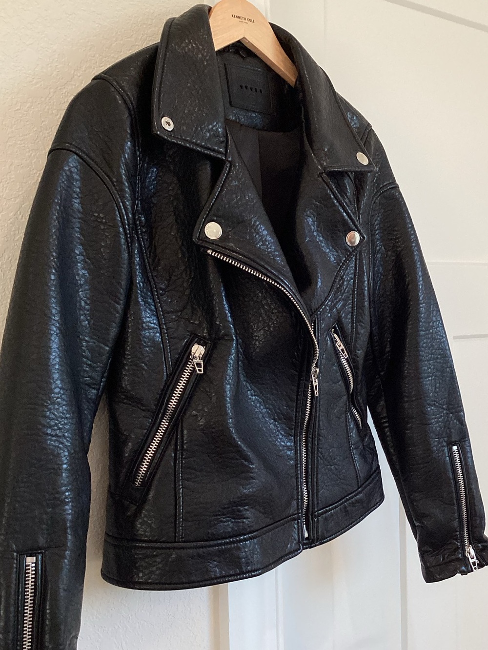 Blank NYC Faux Leather Biker Jacket Zip Pocket Notch Collar Size Small Black